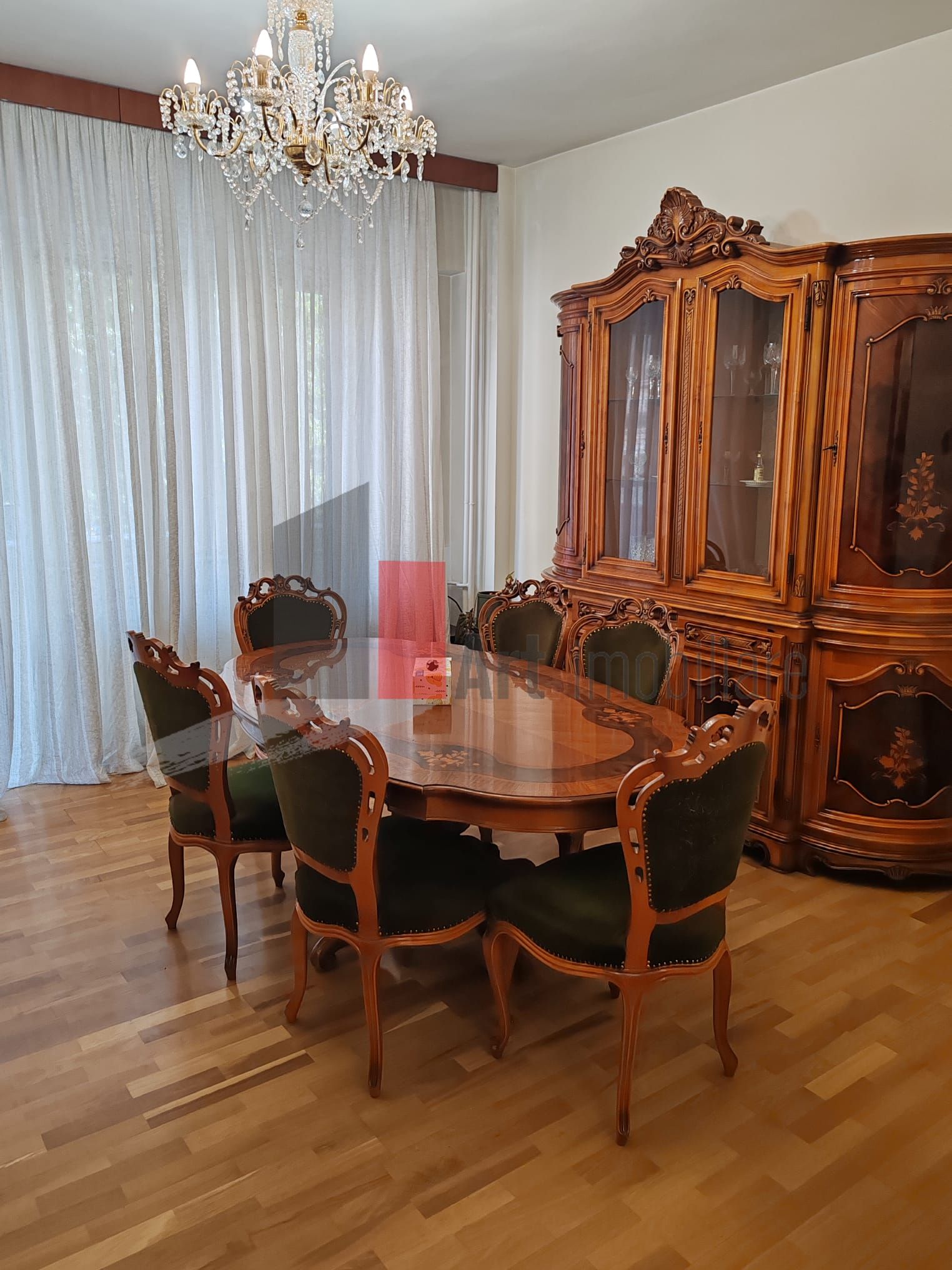 Apartament 4 camere Vasile Lascar
